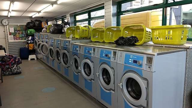 WASHX LAUNDERETTE & DRY CLEANERS