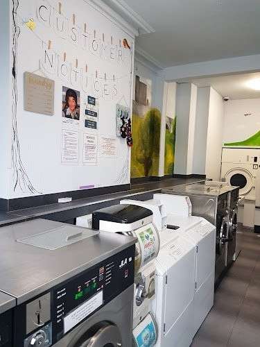Snow White Laundrette