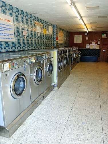 Broadstone Launderette