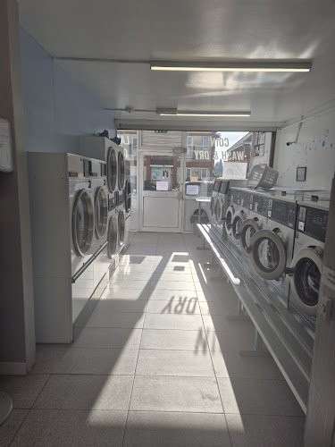 Suds Laundrette