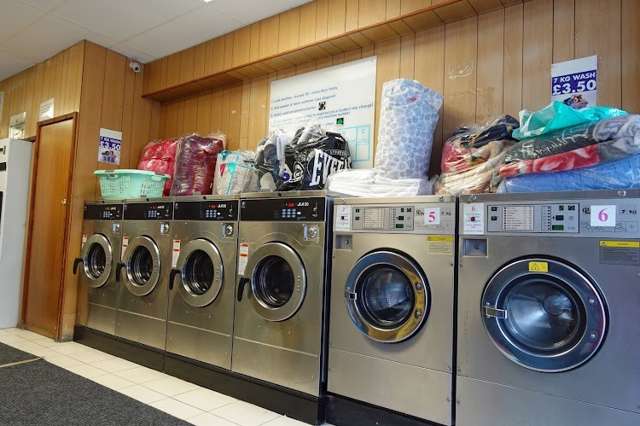 Wash 'N' Dry Launderette