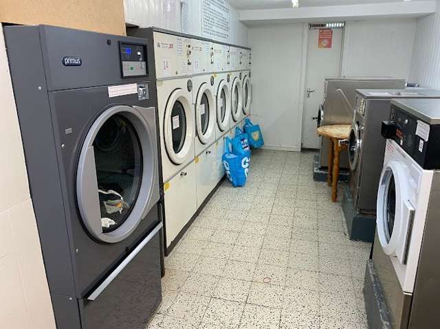 Clifton Road Launderette