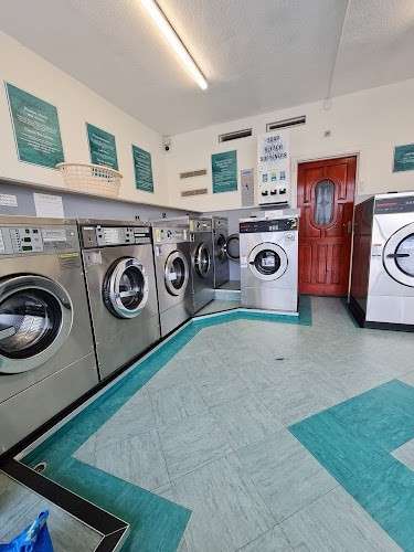 Coinwash self service Laundrette