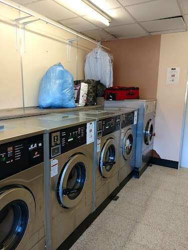Reading Launderette