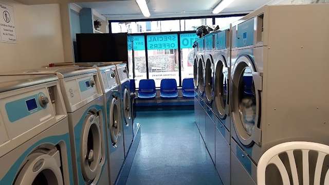 Mela Laundrette