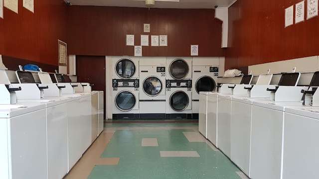 Mono- gram Luxury Laundrette Salon