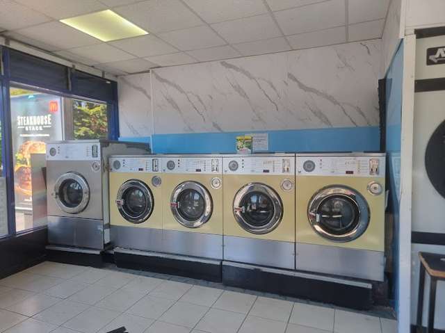 Smart Wash Laundrette& Dry Cleaners