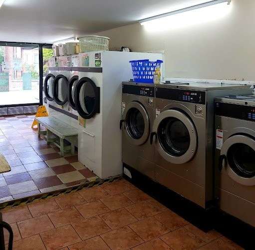 5 Star Launderette and Dry Cleaners