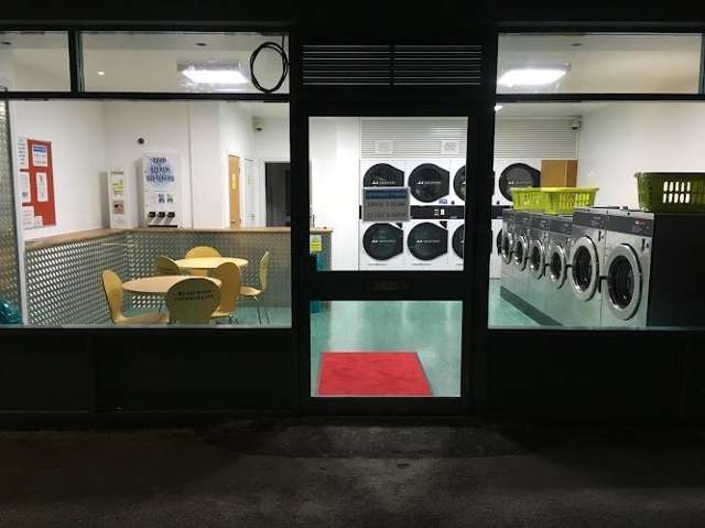 BEAR CROSS LAUNDERETTE