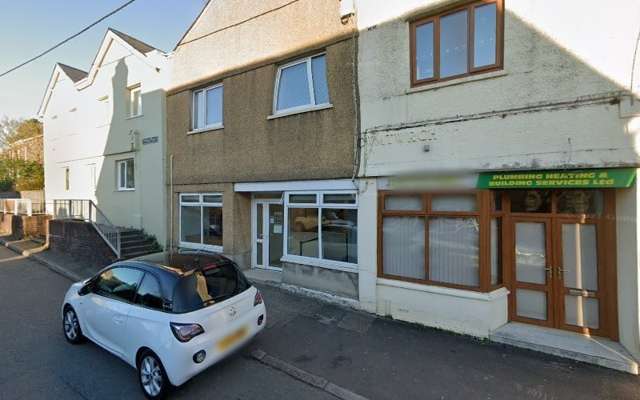 Gurnos Launderette