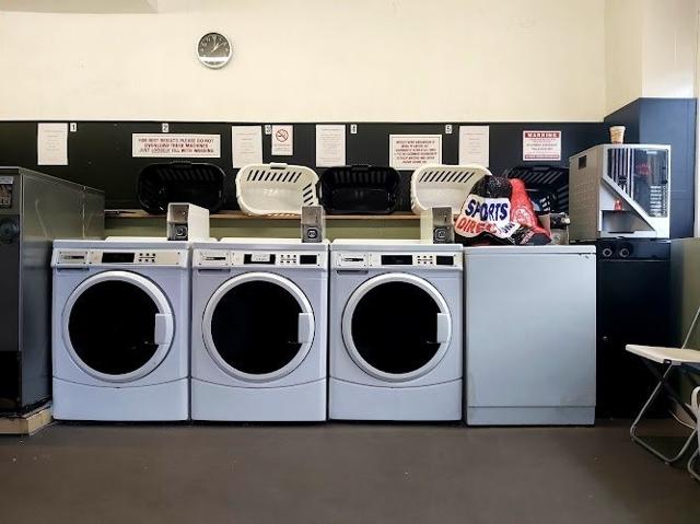 Lyndhurst Launderette