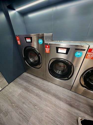 SpeedQueen Laundrette - Wishaw