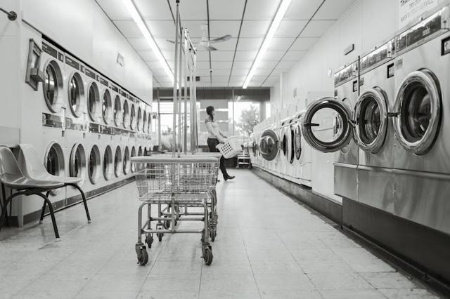 Edgeley Launderette