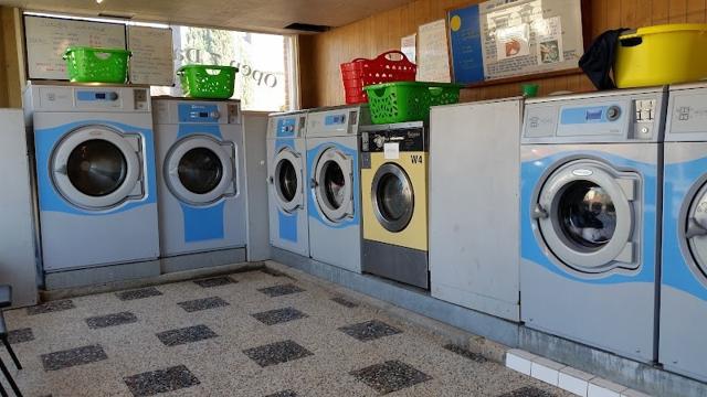 TRAGA LAUNDERETTE