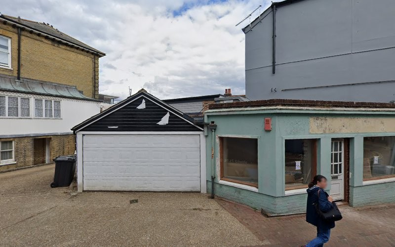 Launderette Cowes