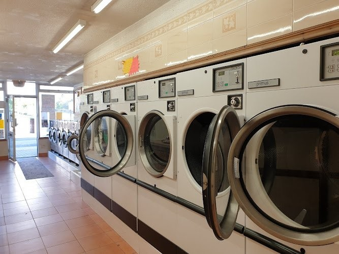 Alans Launderette