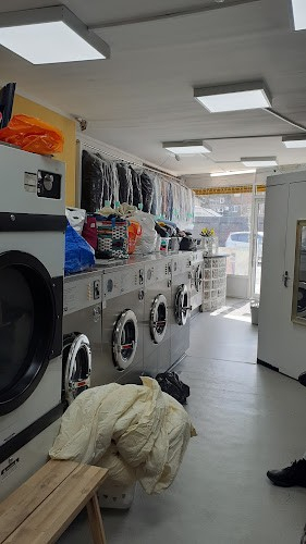 Villagers Laundrette & Dry Cleaners