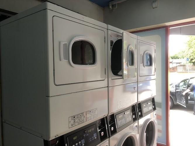 Tachbrook Laundrette launderette photo