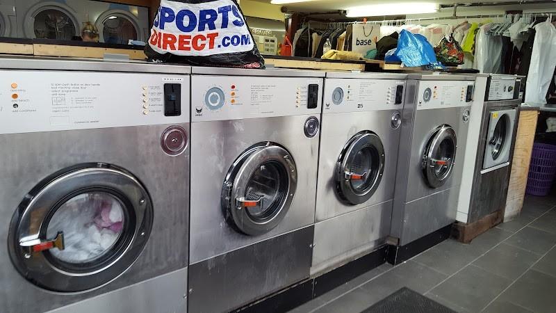 Lee Laundrette & Dry Cleaners launderette photo