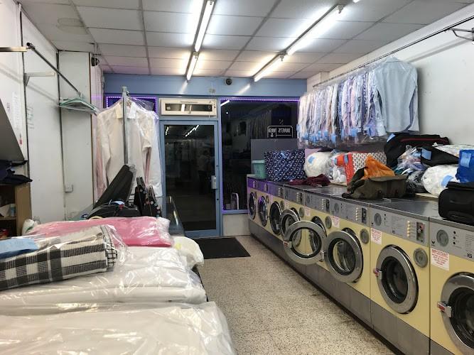 Deya Wash launderette photo