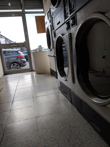 Q & A Launderette