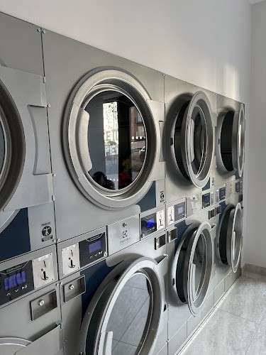 Hatfield Rise Launderette