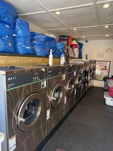 Bubbles Launderette launderette photo