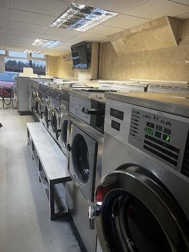 Washateria launderette and drycleaning launderette photo