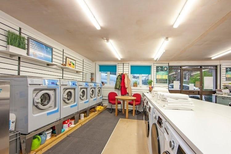 Mandarin Oban Ltd launderette photo