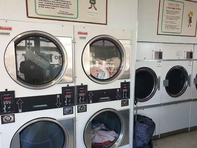 Highcliffe Launderette launderette photo
