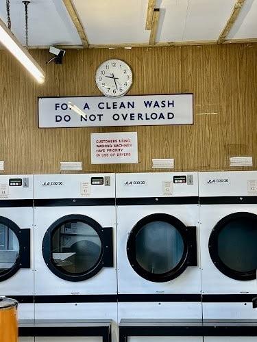 Easi Wash launderette photo