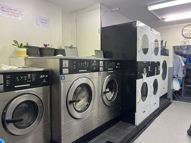 Southbury Launderette launderette photo