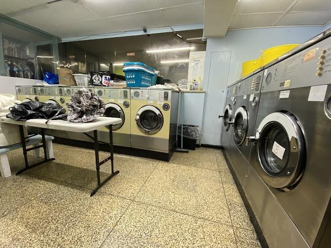 CLEAN 4 U Aldershot Launderette launderette photo