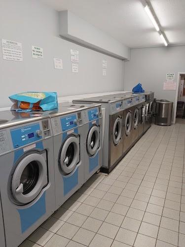 Bicester Launderette launderette photo