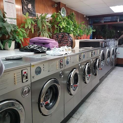 Launderette in London launderette photo