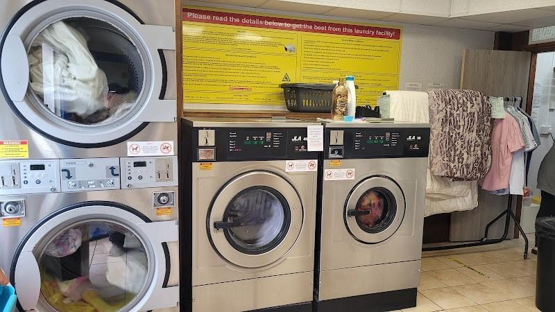 Beverley Laundry launderette photo