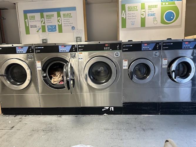 Eco laundrette launderette photo