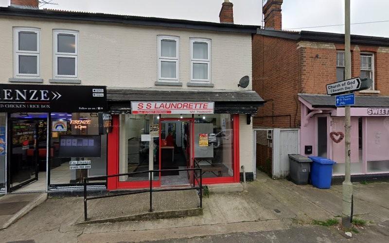 SS Launderette launderette photo