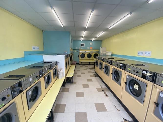 Launderette in Edgware launderette photo