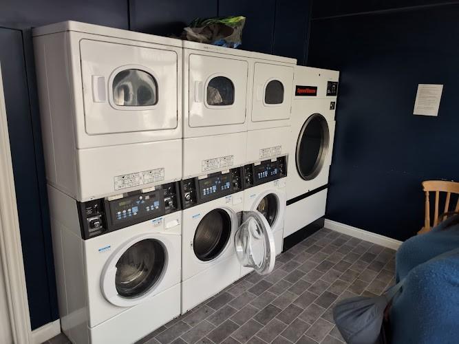 Moretonhampstead Laundrette launderette photo