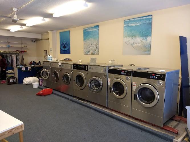 Daventry Laundrette launderette photo