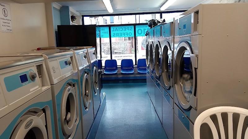 Mela Laundrette launderette photo