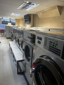 Washateria launderette and drycleaning