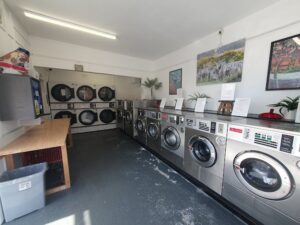 Town & Country Launderette (Laundry service 9am-5pm)